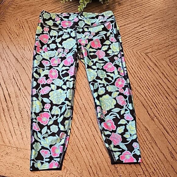 Girls size S floral Under Armour leggings NWOT - Picture 2 of 13